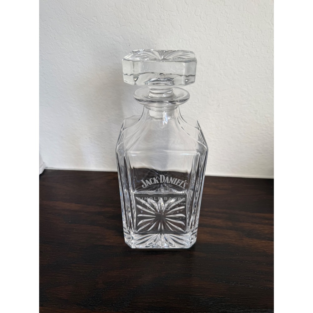 Jack Daniels Single Barrel Personal Collection Glass Decanter with Stopper 9in